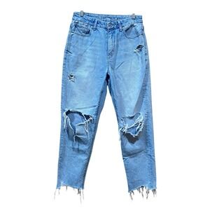 American Eagle Size 6 Strigid Curvy Mom Jeans Ripped Distressed Light Wash Denim